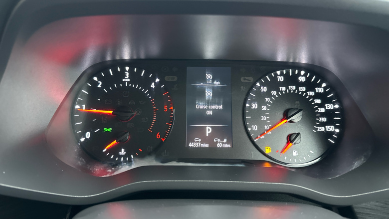 Renault Trafic Lwb Minibus Diesel LL30 Blue dCi 170 Extra 9 Seater EDC